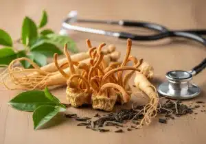 Cordyceps danger cœur : ce que disent vraiment les études scientifiques 24 Le cordyceps peut contribuer à réduire la tension artérielle, réguler le cholestérol et améliorer la circulation sanguine selon plusieurs études cliniques